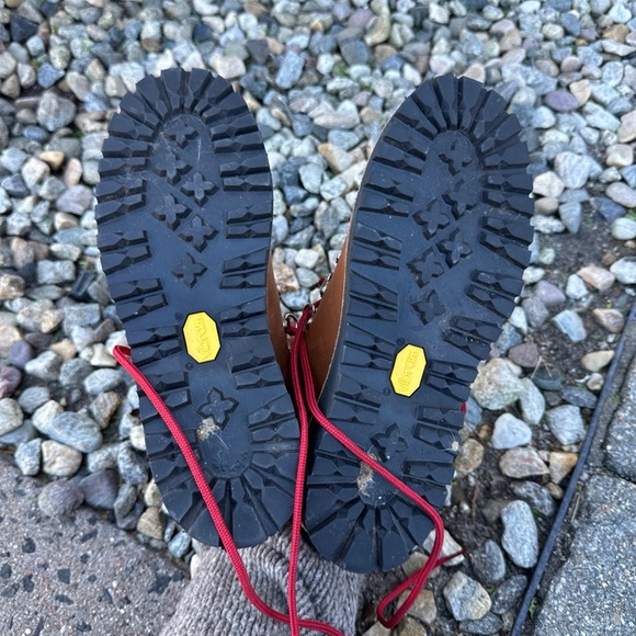 LIKE NEW Danner Wmn Mountain Light Cascade Hiking Boot, Vibram Soles, 6 - Picture 4 of 11